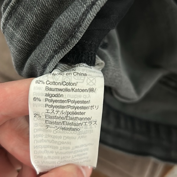 Madewell Black Sea Distressed Skinny Jeans - Picture 8 of 8